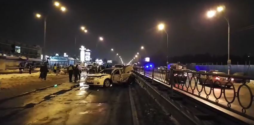В Киеве подорвали гранатами автомобиль (дополнено) 1 098112efa475c10600423d657273b748