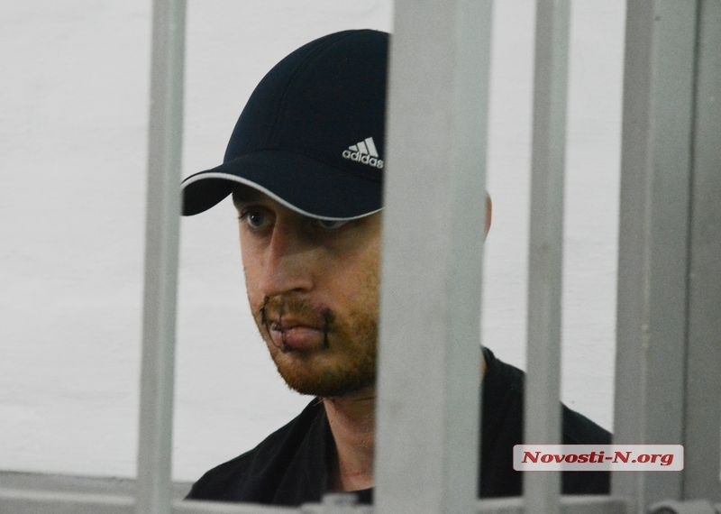 В Николаеве задержана банда вымогателей во главе с известным убийцей 2 600197