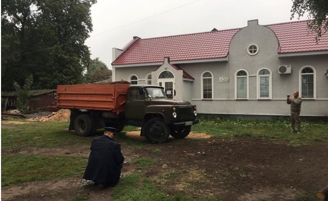 У Глухові нищать пам’ятку національного значення – це свавілля чинять посіпаки нардепа Андрія Деркача 3 hr2