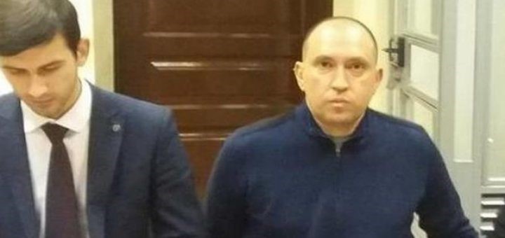 Битва за таможню. «Кумовья» коммунистического семейства Калетников держат оборону 7 ka5