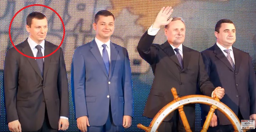 Черный юмор по-украински: вместо того, чтобы ловить друзей террориста Мозгового, луганское СБУ выполняет их заказы 6 lis5