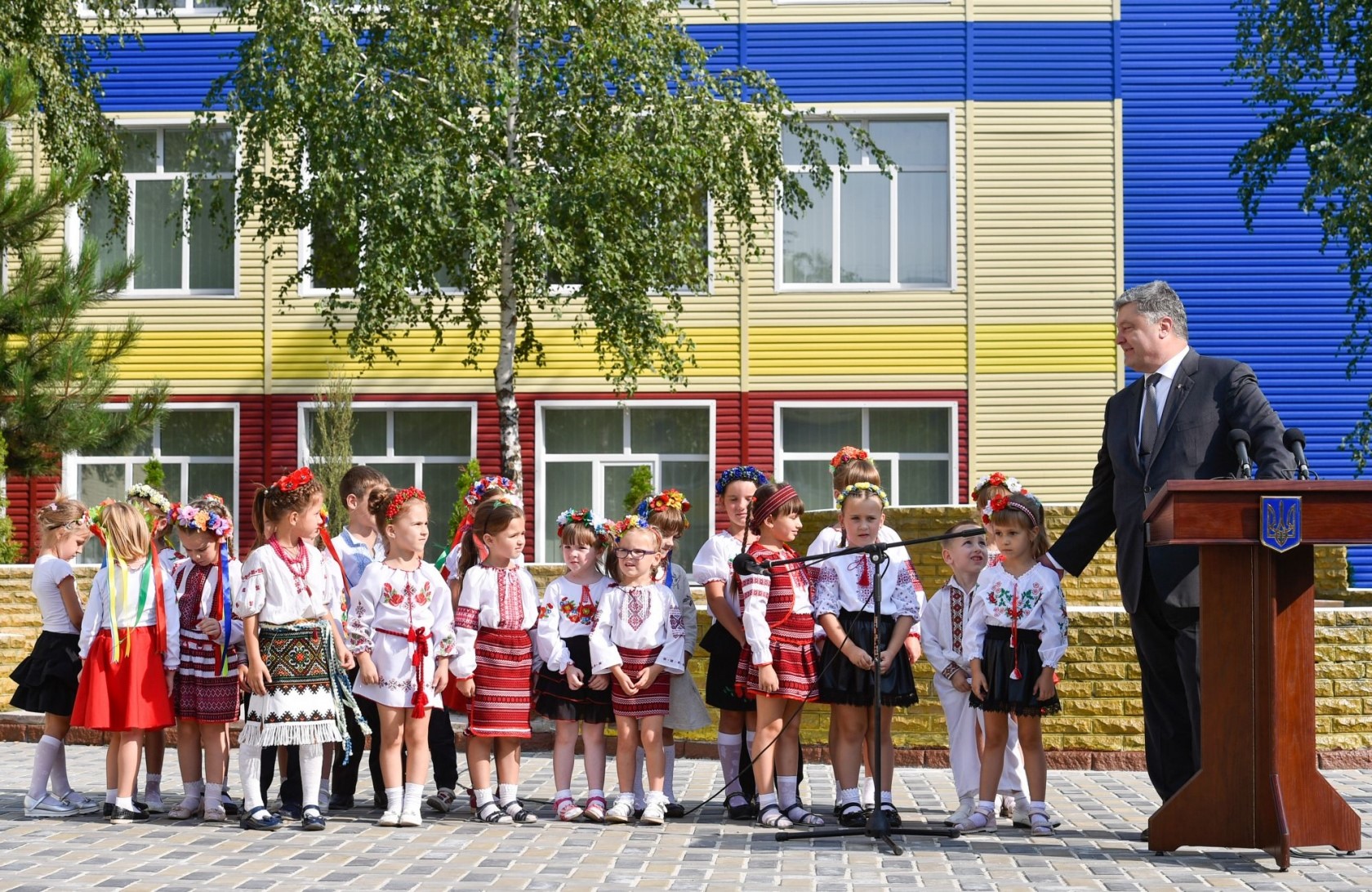 «Гастролі» Порошенка. 10 історій про піар, які можуть зацікавити правоохоронців 5 por4 1
