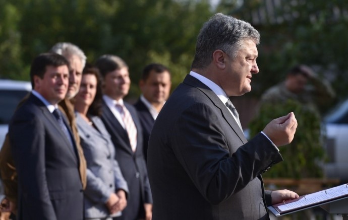 «Гастролі» Порошенка. 10 історій про піар, які можуть зацікавити правоохоронців 7 por6 1