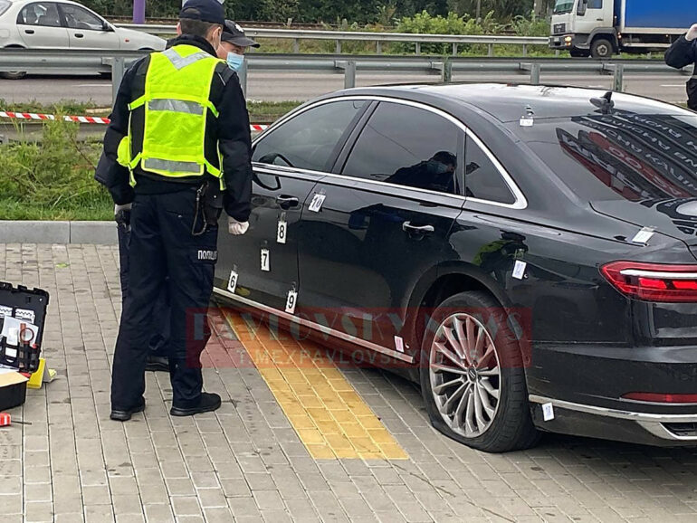 Советник Зеленского увернулся от трех пуль 1 395cb3f2bc4d245bf6be1a62bf6df896.i999x999x670